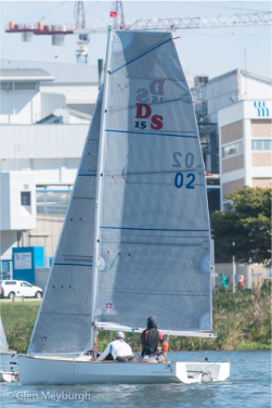 DS15 спортивная яхта из фанеры с радиусной скулой