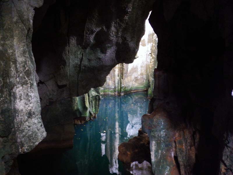 yasawa group cave